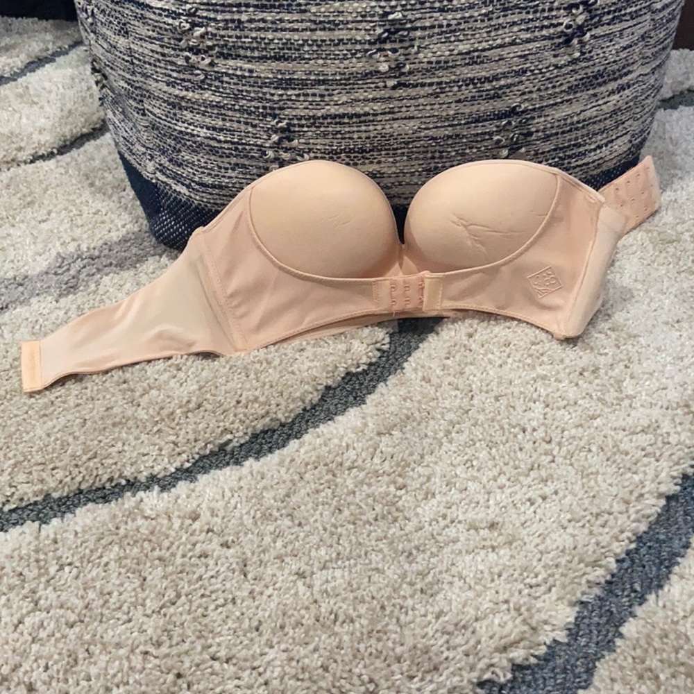 Nude strapless bra